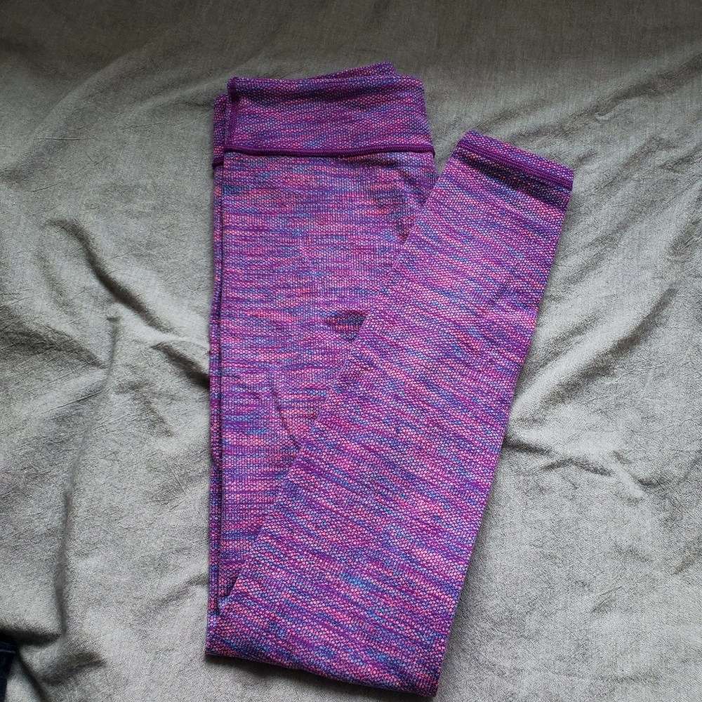 IVIVVA BY LULULEMON RYTHMIC TIGHT LEGGINGS